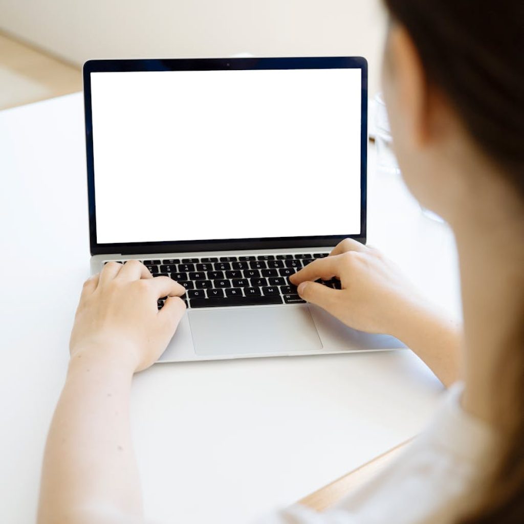 Minimalism in Tech: Why Less Software Means More Focus